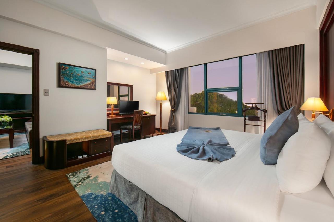The Tray Hotel Hai Phong Buitenkant foto