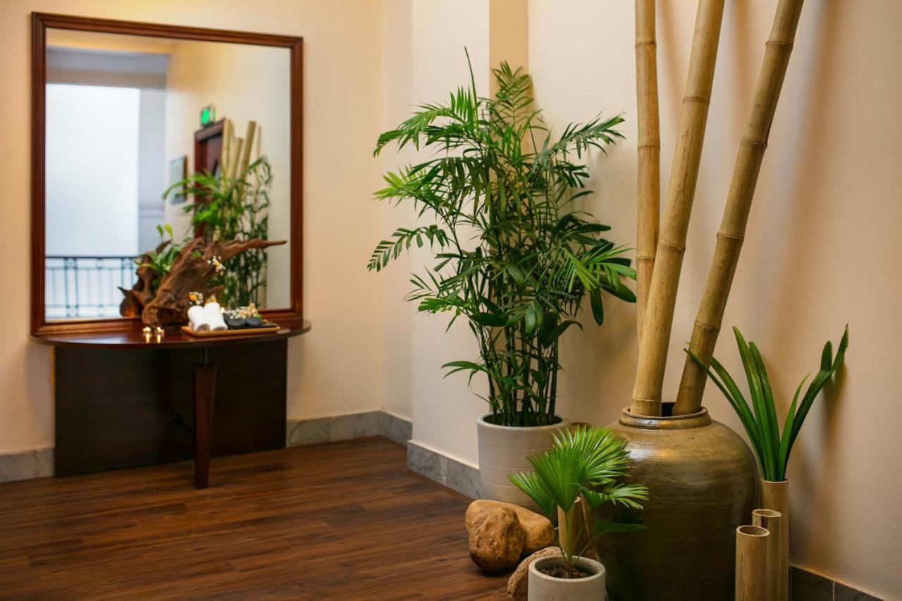 The Tray Hotel Hai Phong Buitenkant foto