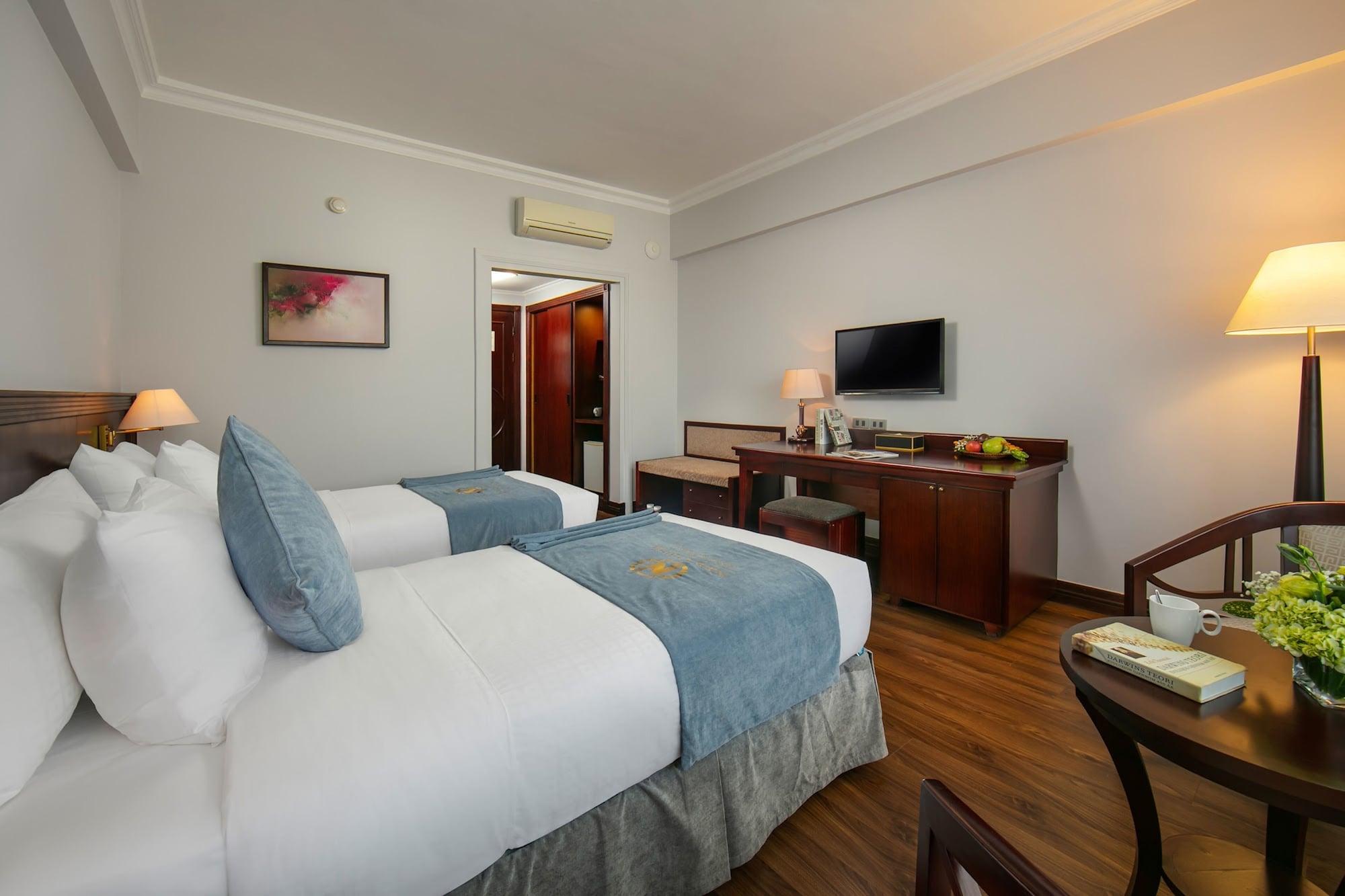 The Tray Hotel Hai Phong Buitenkant foto