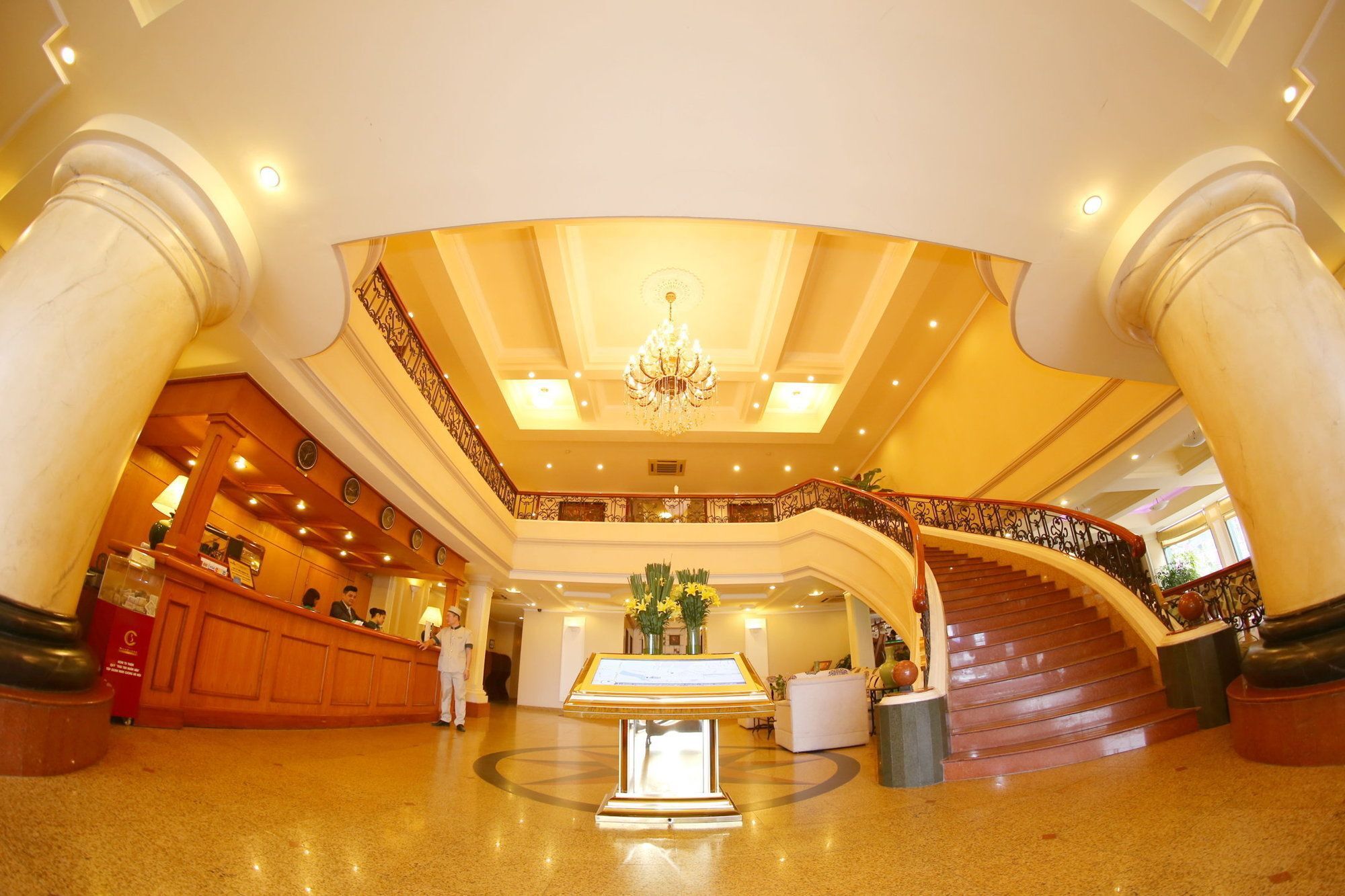 The Tray Hotel Hai Phong Buitenkant foto